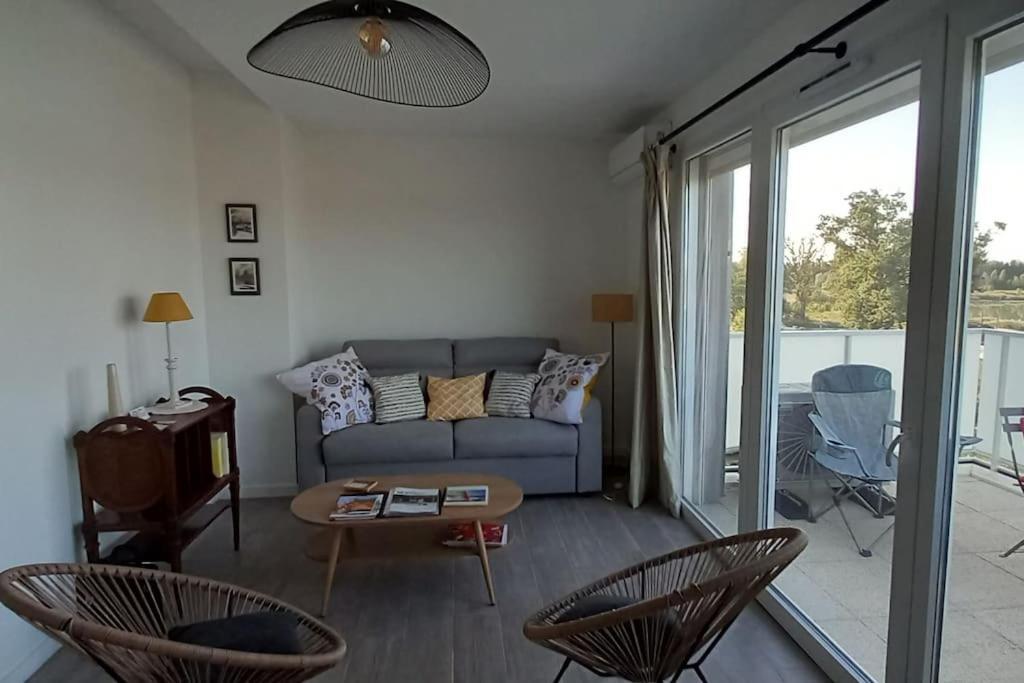 Appartement Climatise Au Coeur De La Provence Lac Et Parcs D'Attractions 10Mn Avignon Монтё Экстерьер фото