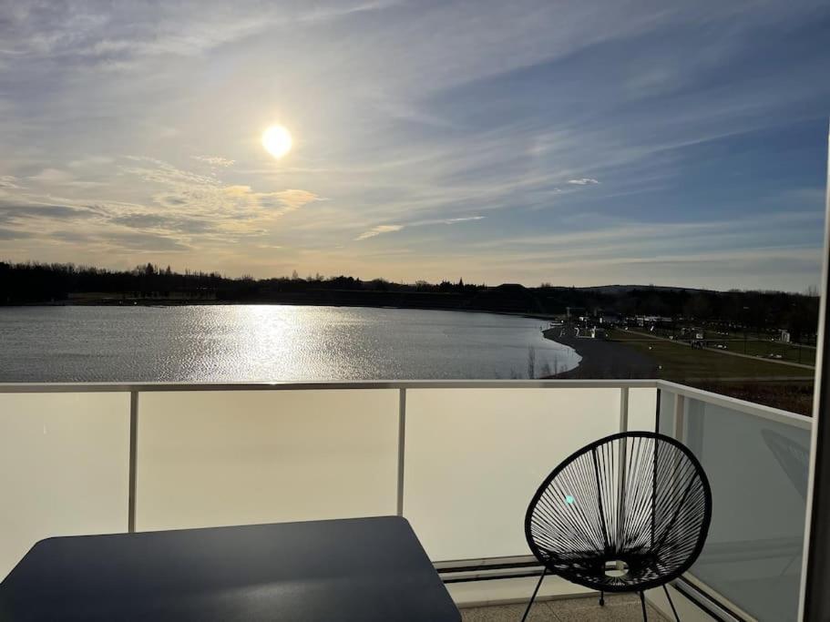 Appartement Climatise Au Coeur De La Provence Lac Et Parcs D'Attractions 10Mn Avignon Монтё Экстерьер фото